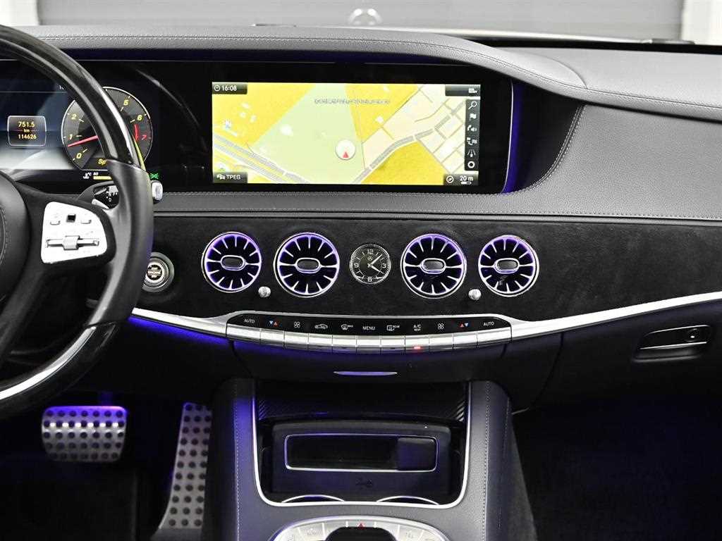 Mercedes-Benz S-Class — photo 13