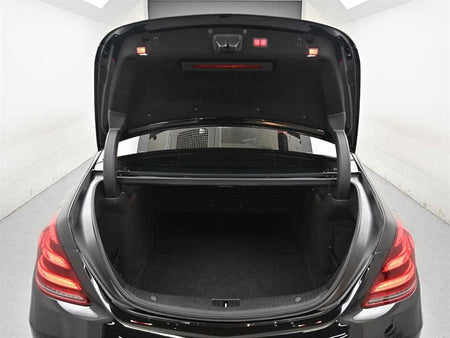 Mercedes-Benz S-Class — photo 18