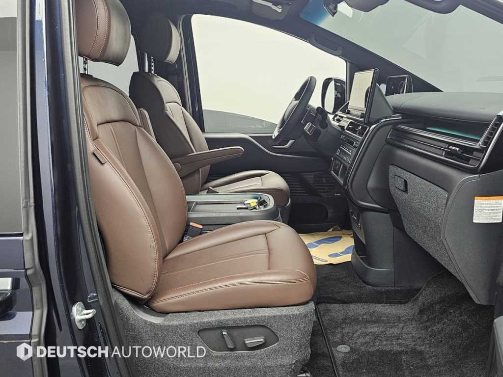 Hyundai Staria — photo 10