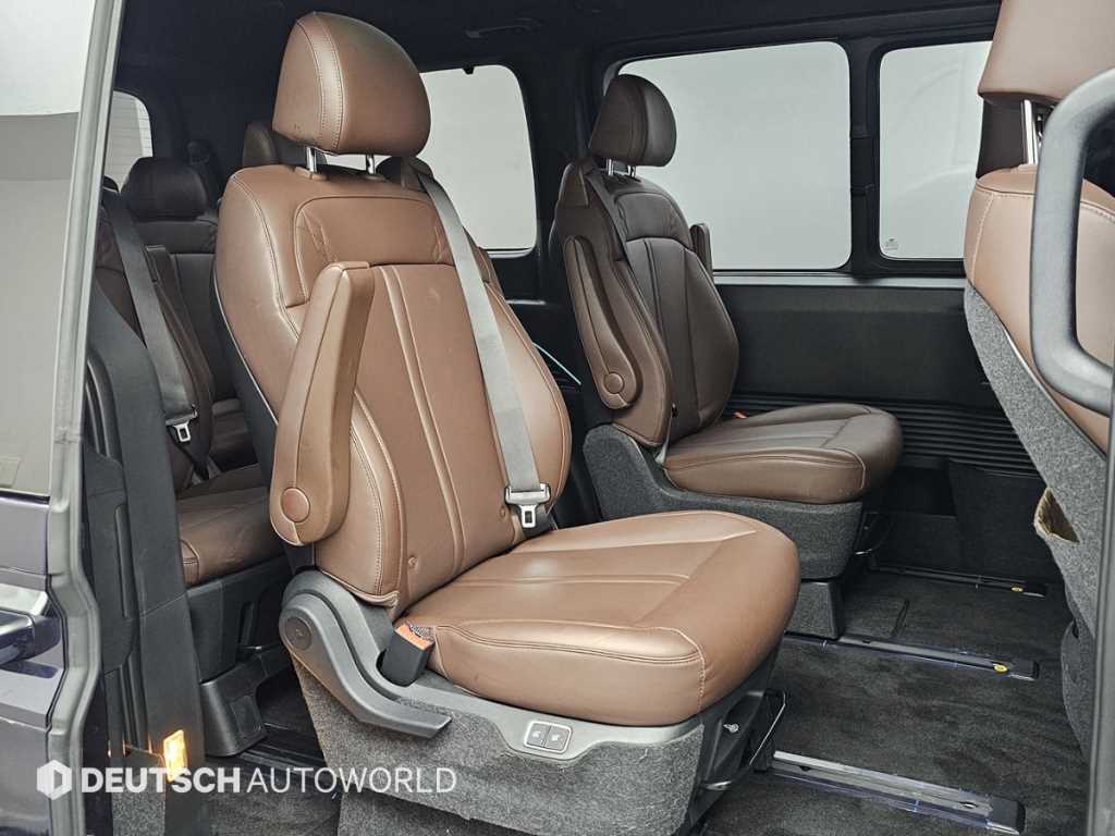 Hyundai Staria — photo 12