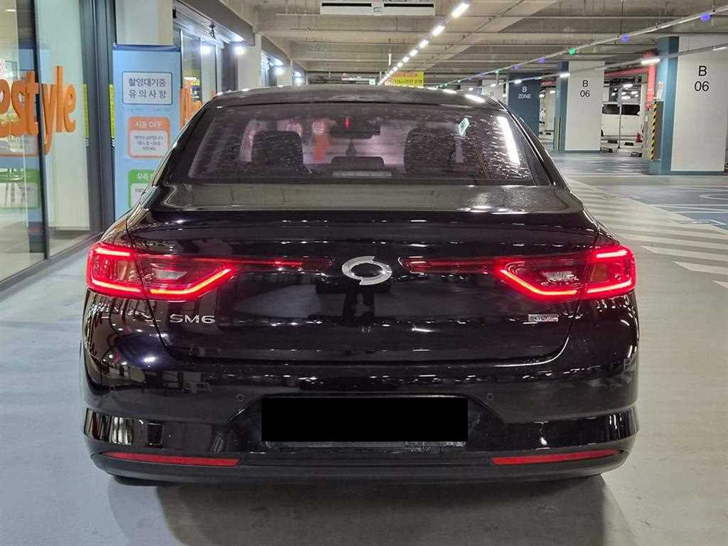 RENAULT SM6 — photo 05
