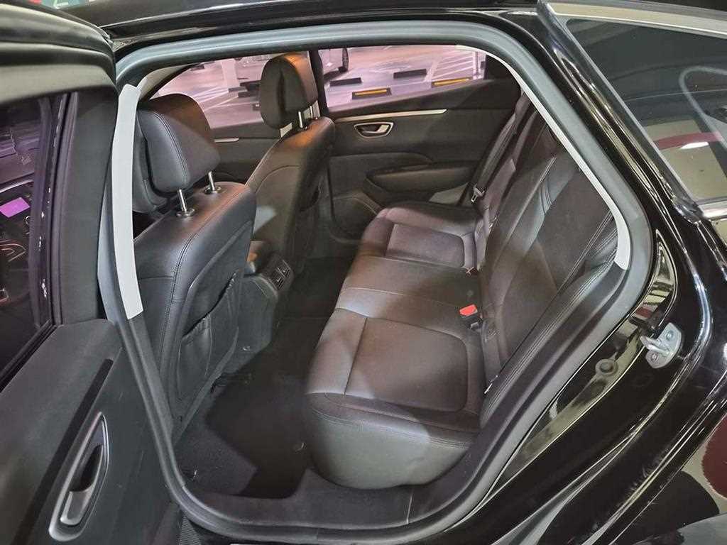 RENAULT SM6 — photo 07
