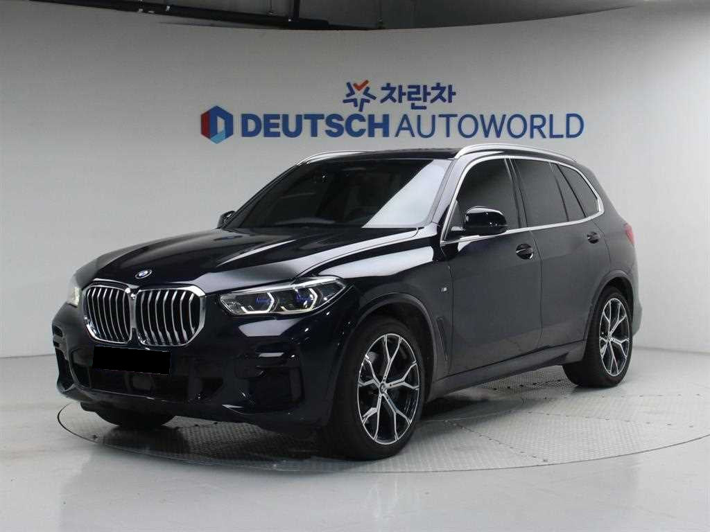 BMW X5 — photo 01