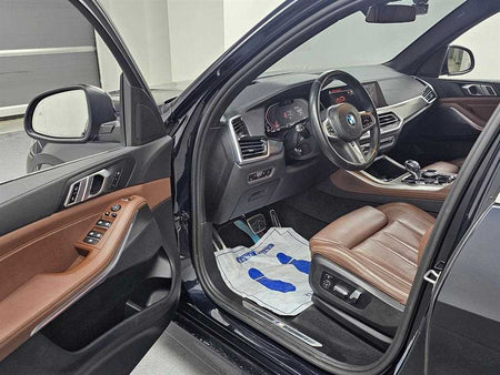 BMW X5 — photo 05
