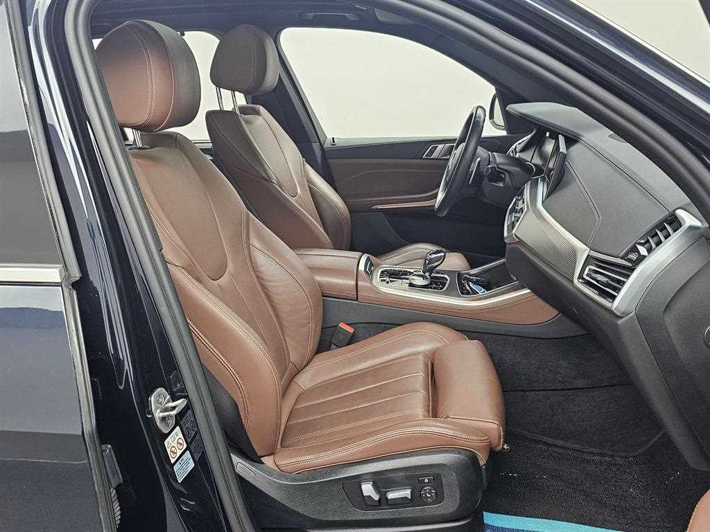 BMW X5 — photo 06