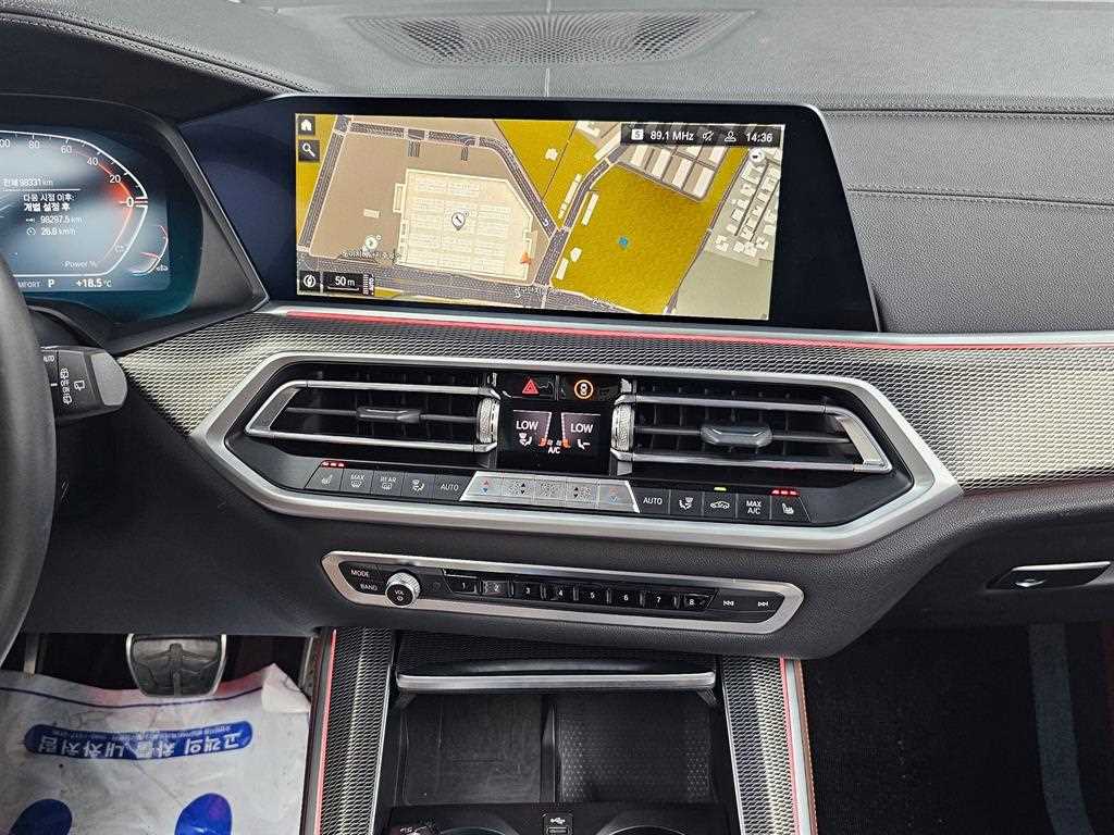 BMW X5 — photo 15