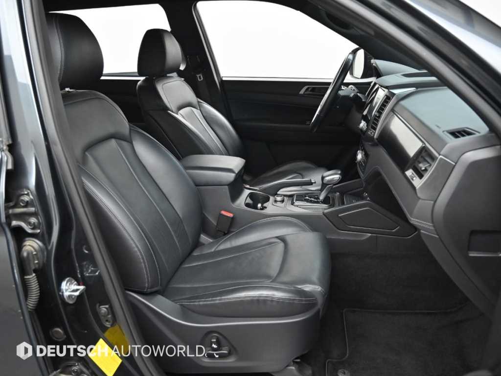 KGM Rexton — photo 10