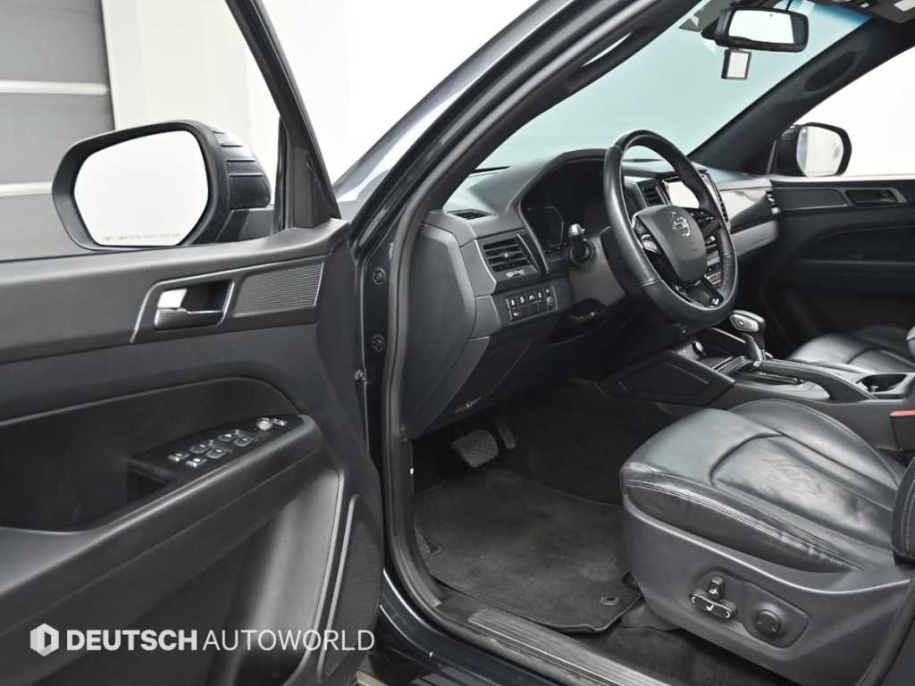 KGM Rexton — photo 11
