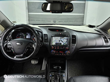 Kia K3 — photo 08