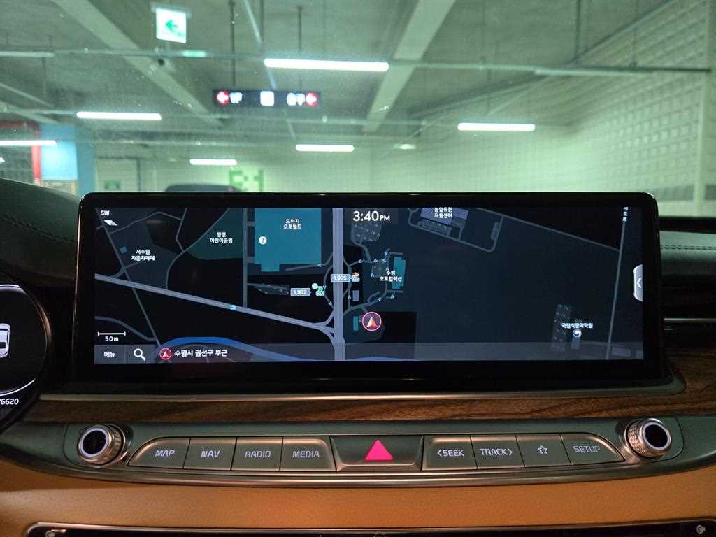 Kia K9 — photo 12