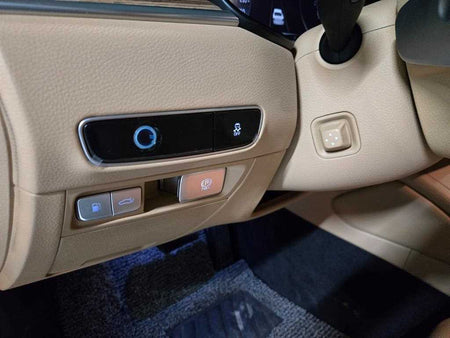 Kia K9 — photo 16