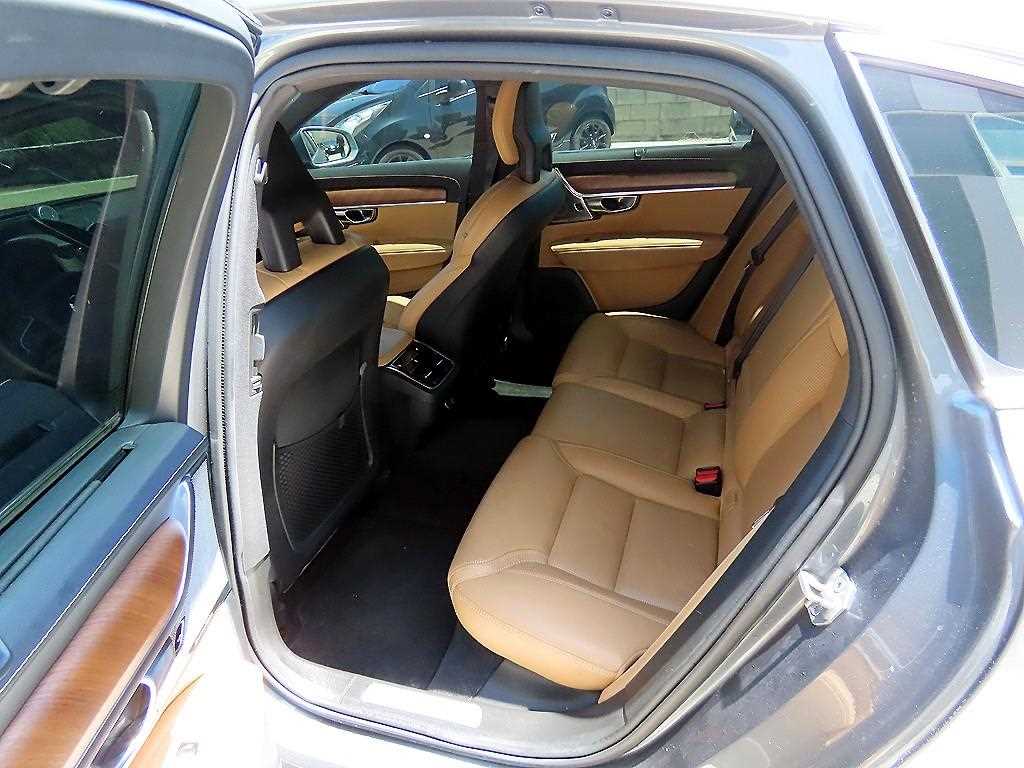 Volvo S90 — photo 06