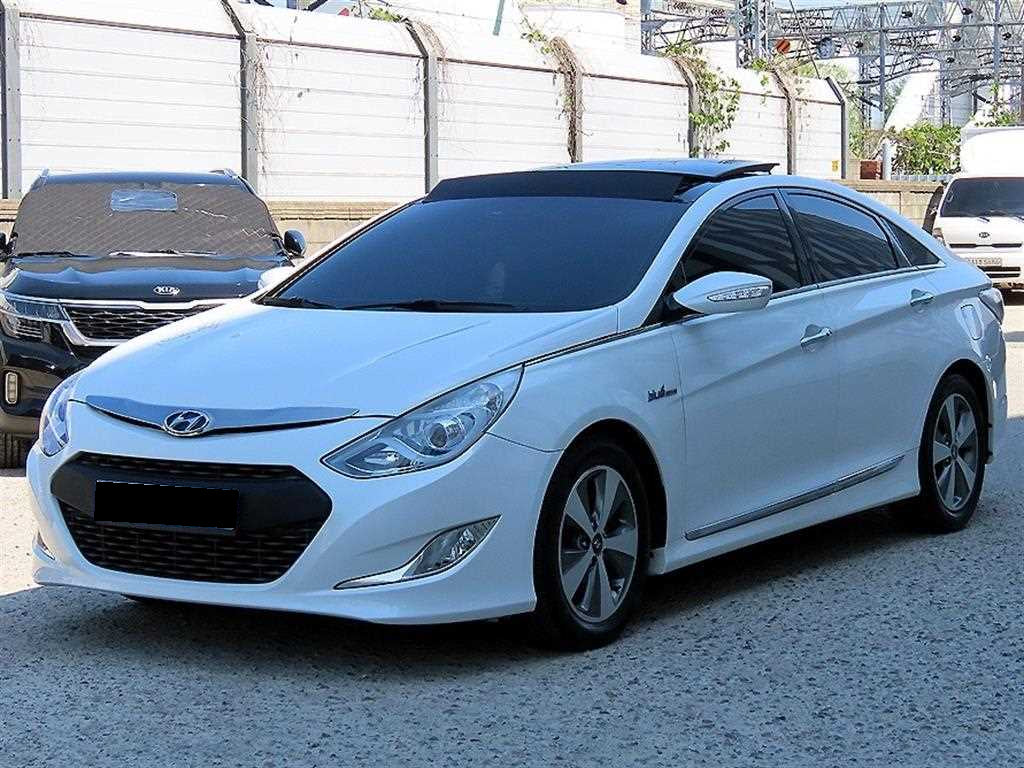 Hyundai Sonata — photo 02