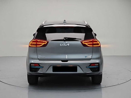Kia Niro — photo 03