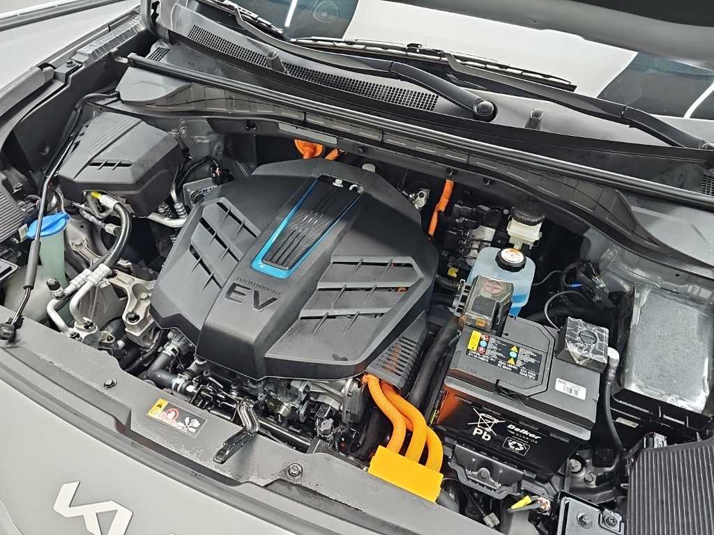 Kia Niro — photo 05