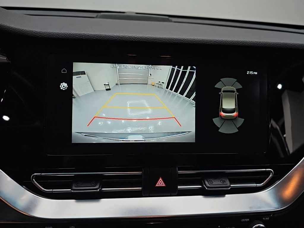 Kia Niro — photo 15