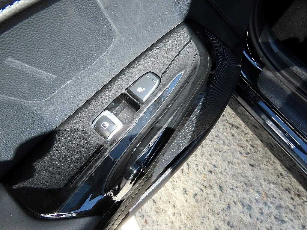 Kia K5 — photo 16
