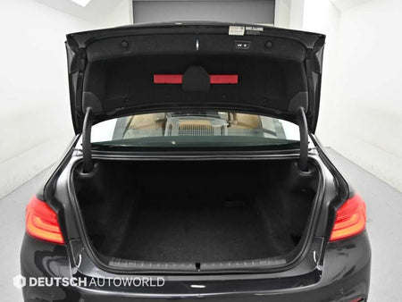 BMW 5-Series — photo 19