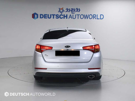 Kia K5 — photo 03