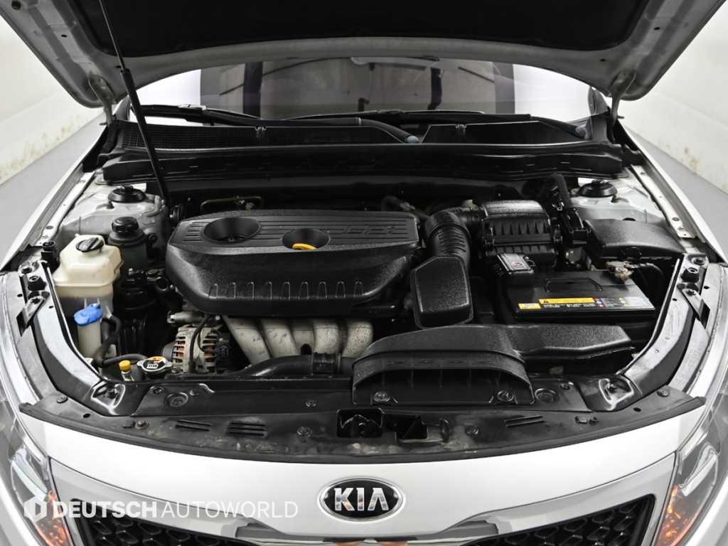 Kia K5 — photo 06