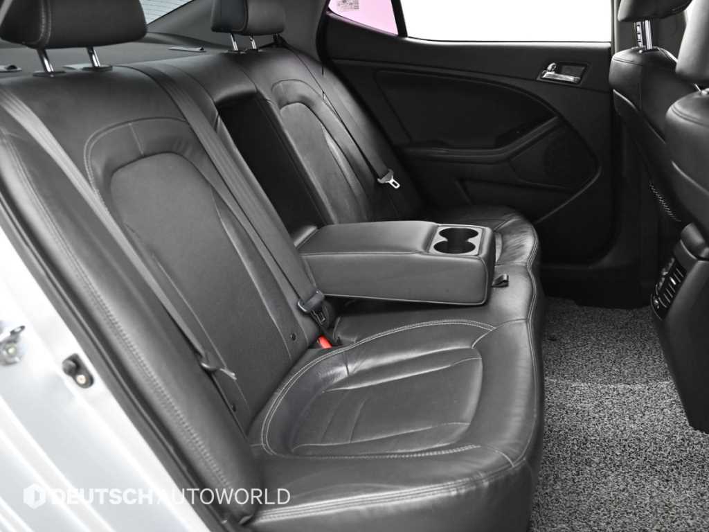 Kia K5 — photo 12