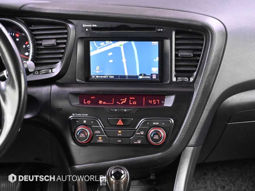 Kia K5 — photo 14