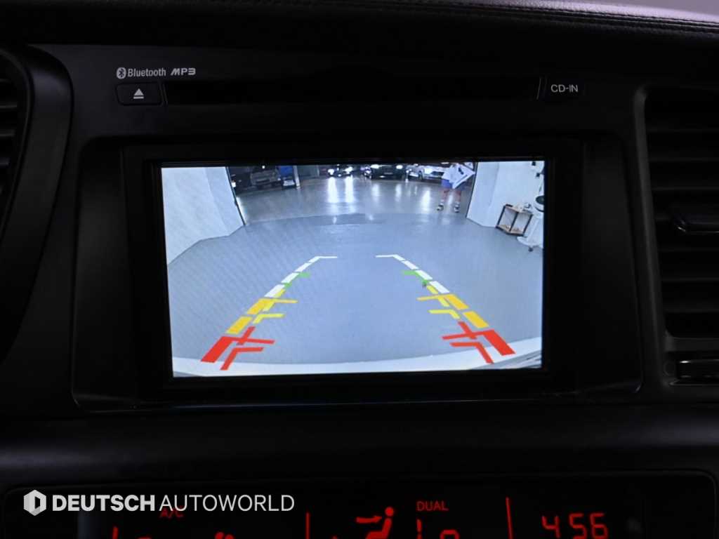 Kia K5 — photo 15