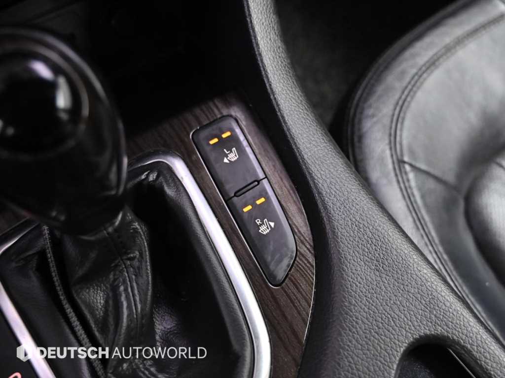 Kia K5 — photo 17