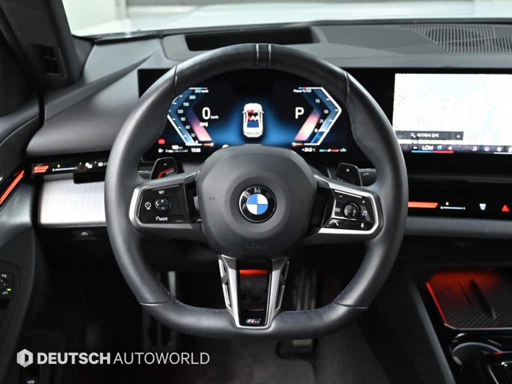 BMW 5-Series — photo 13