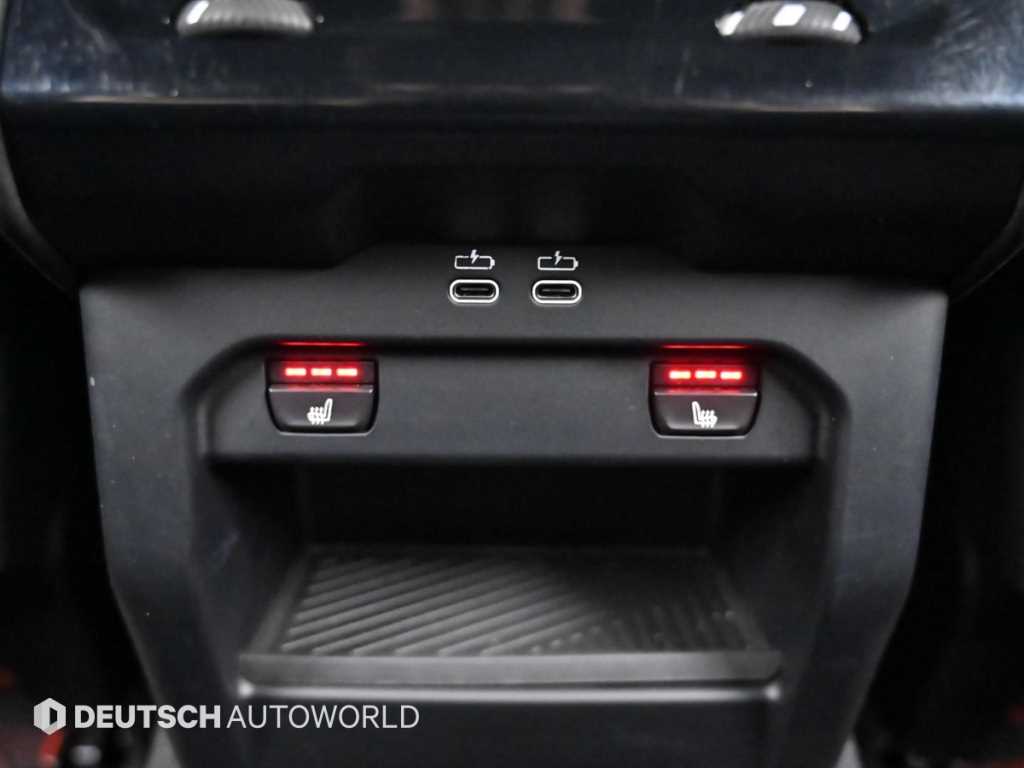 BMW 5-Series — photo 16