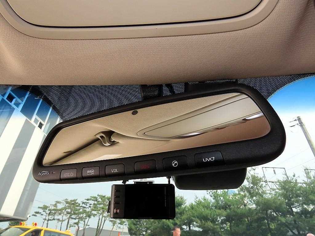 Kia K7 — photo 15