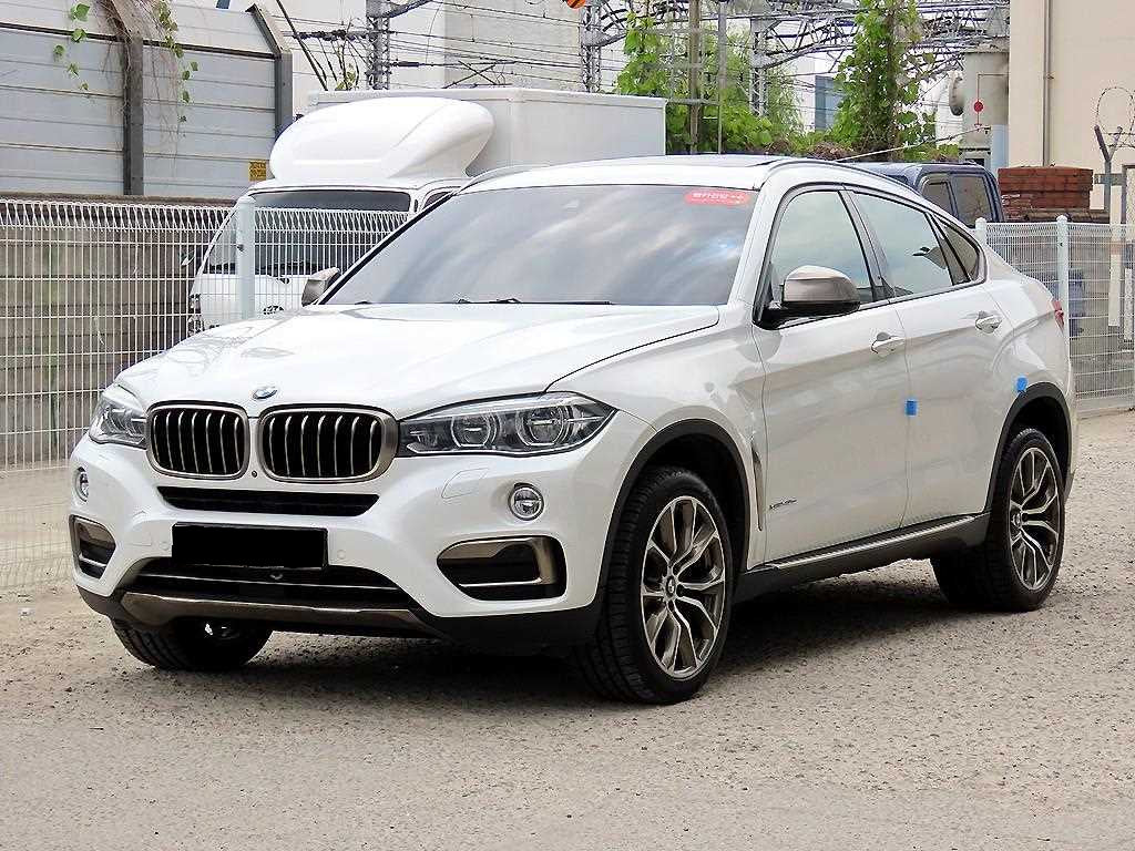 BMW X6 — photo 02