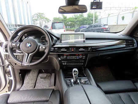 BMW X6 — photo 07