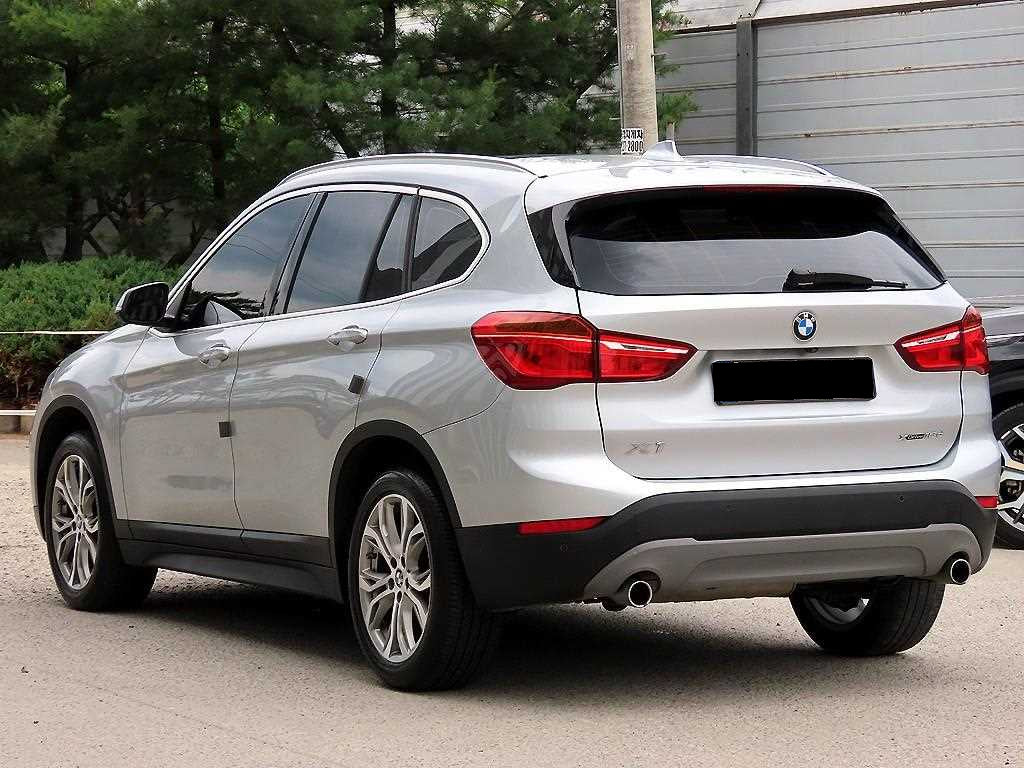 BMW X1 — photo 03