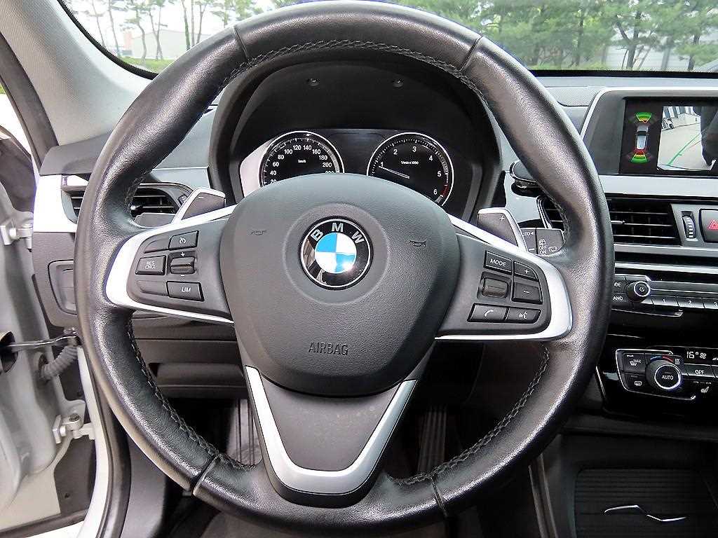 BMW X1 — photo 08
