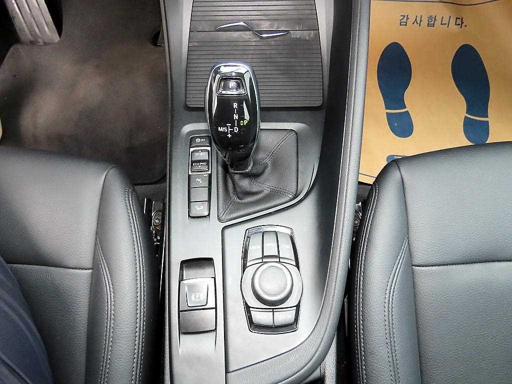 BMW X1 — photo 10