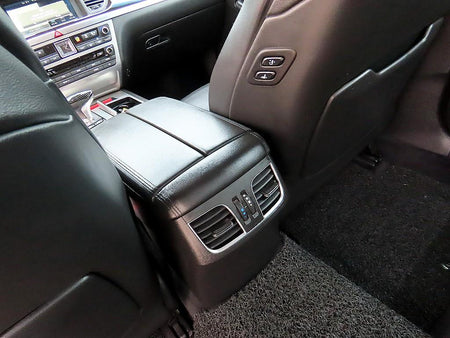 Genesis G80 — photo 17