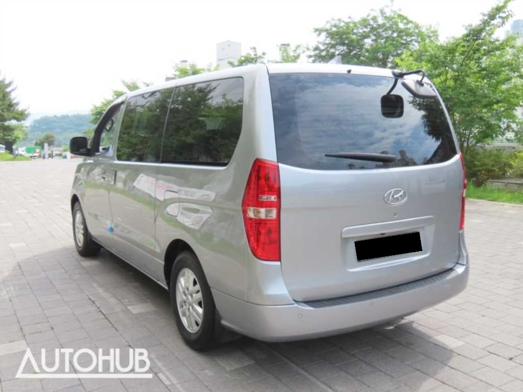 Hyundai Starex — photo 04