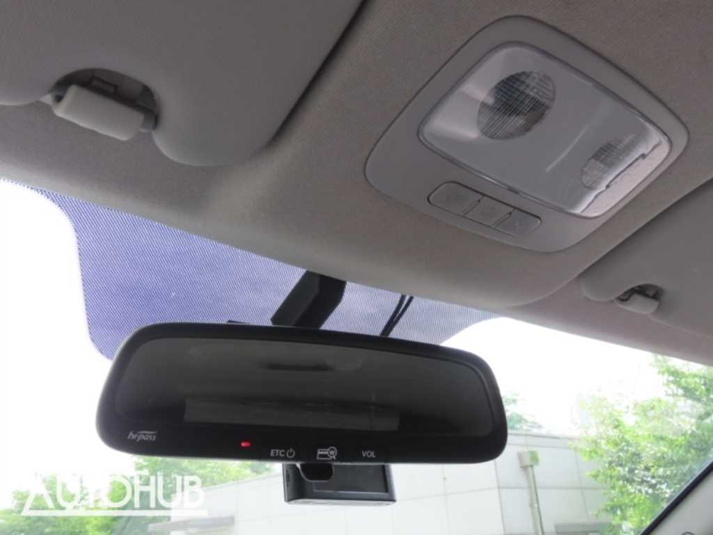 Hyundai Starex — photo 09