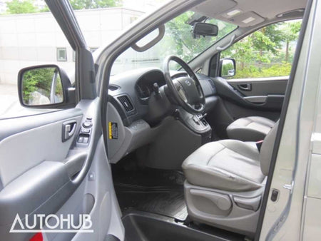 Hyundai Starex — photo 13