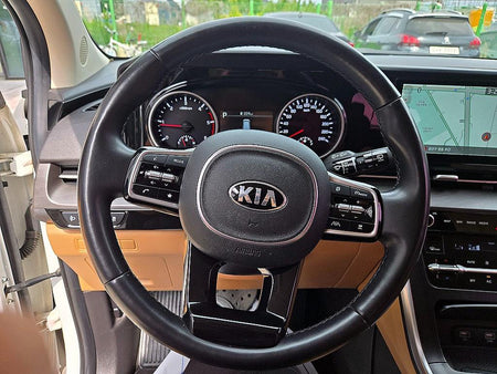 Kia Carnival — photo 08
