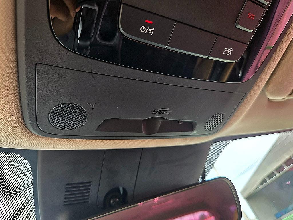 Kia Carnival — photo 16