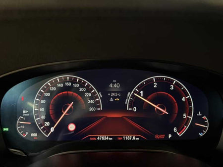 BMW 5-Series — photo 11