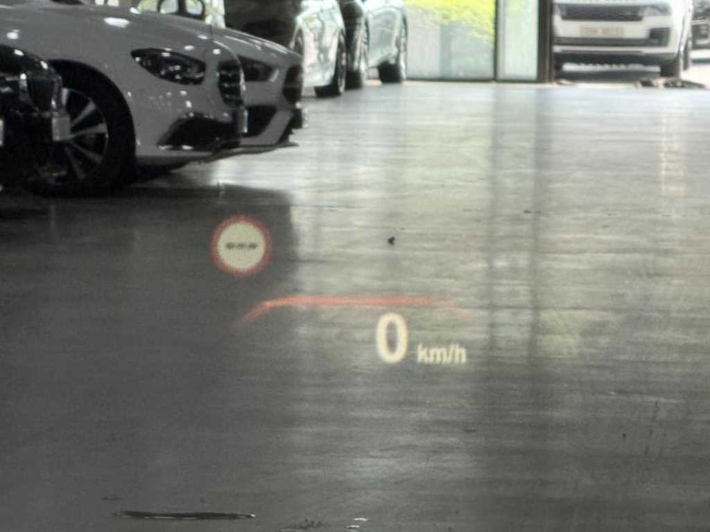BMW 5-Series — photo 15