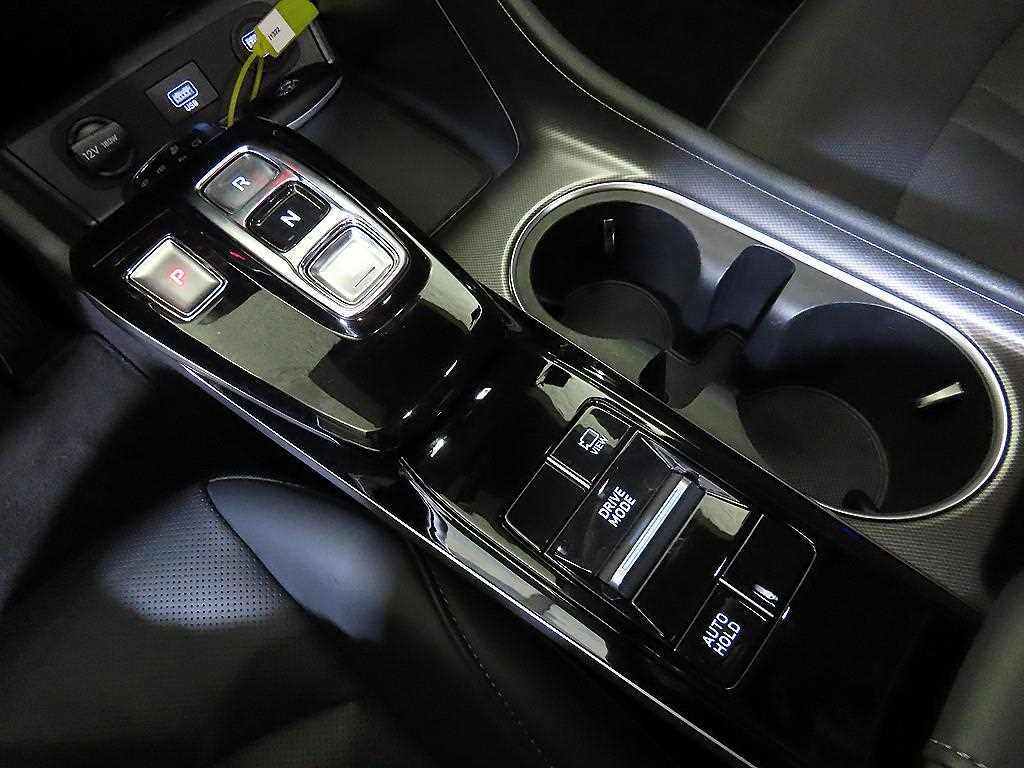 Hyundai Sonata — photo 12