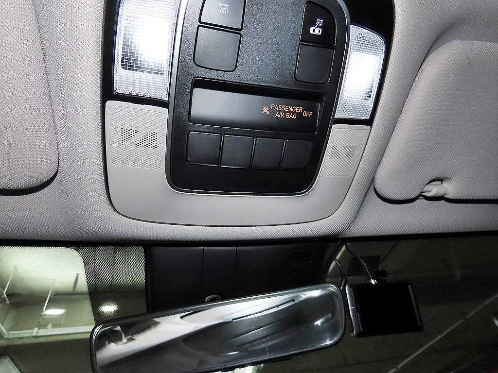 Hyundai Sonata — photo 16