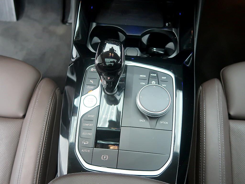 BMW X3 — photo 10