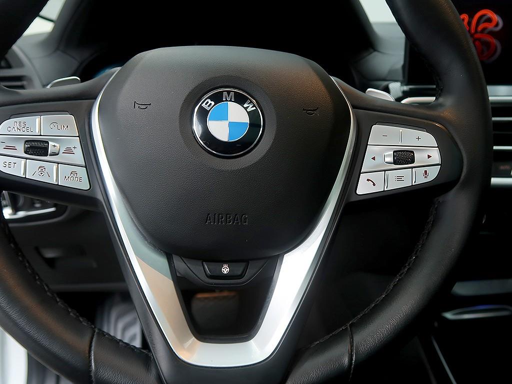 BMW X3 — photo 14