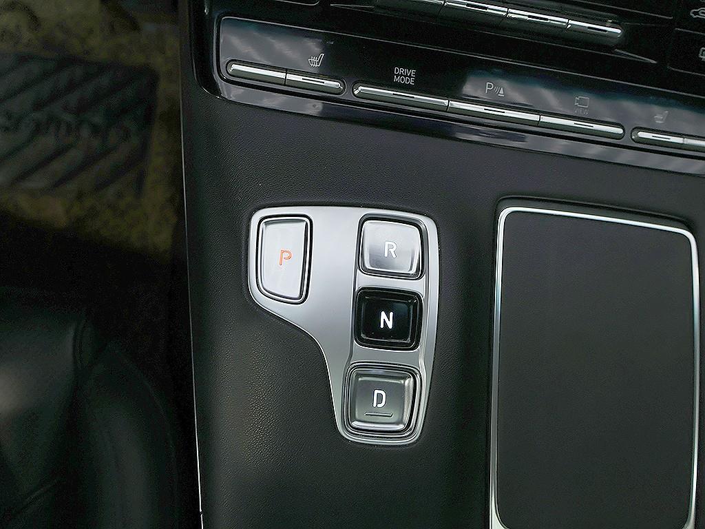 Hyundai Grandeur — photo 10