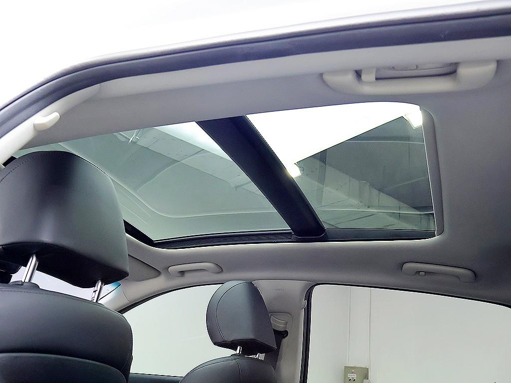 Hyundai Grandeur — photo 16
